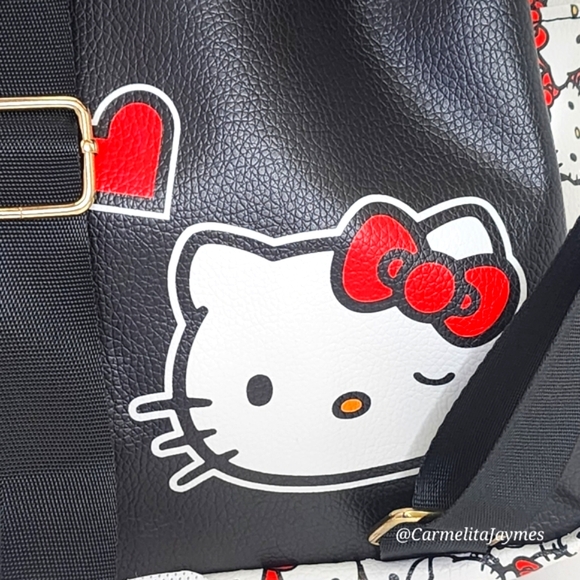 HELLO KITTY 🐱 Red & White Back Pack w Front Pouch & Back Kitty Detail ☆ NWT ☆ - Picture 5 of 7